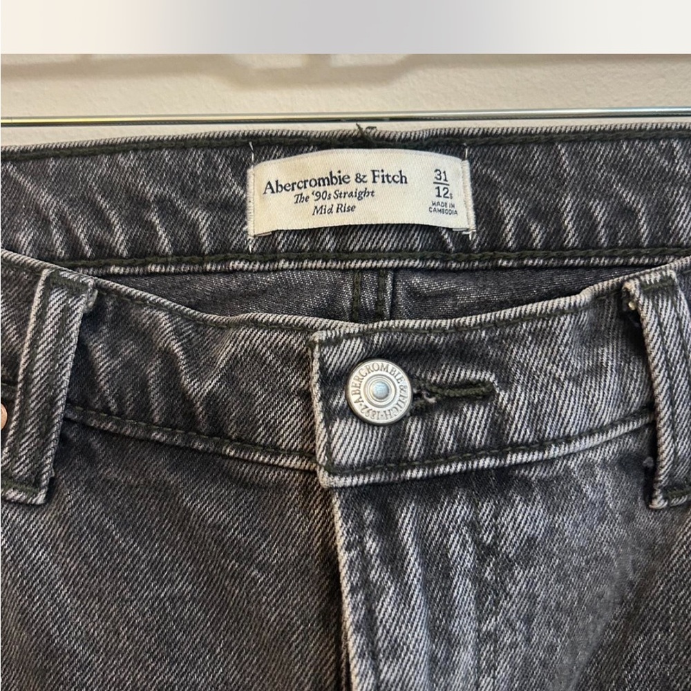 Abercrombie & Fitch Women's Black Straight Leg Jeans